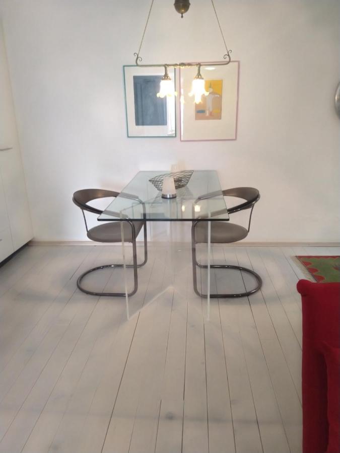 Vully-les-Lacs Swiss Borzoi House B&B 외부 사진